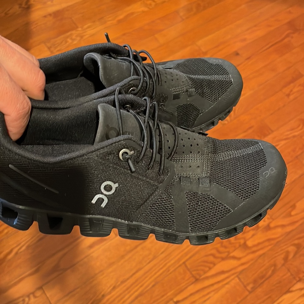On sneakers , size 6,5 used but like new .